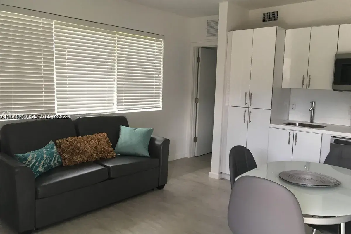 1601 Meridian Ave # 110, Miami Beach FL 33139