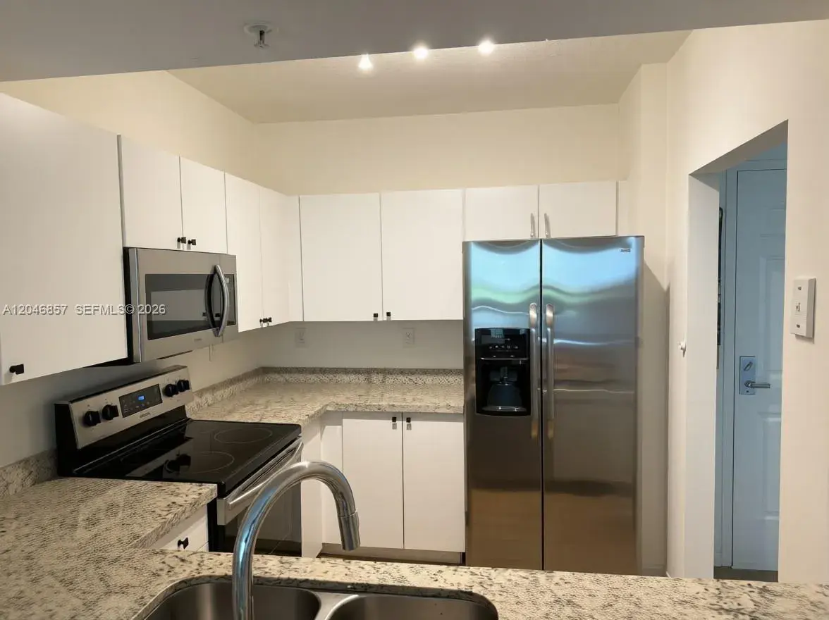 3020 NE 32nd Ave # 615, Fort Lauderdale FL 33308