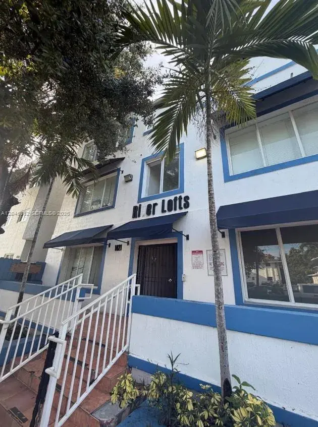 1021 NW 3rd St # 106, Miami FL 33128