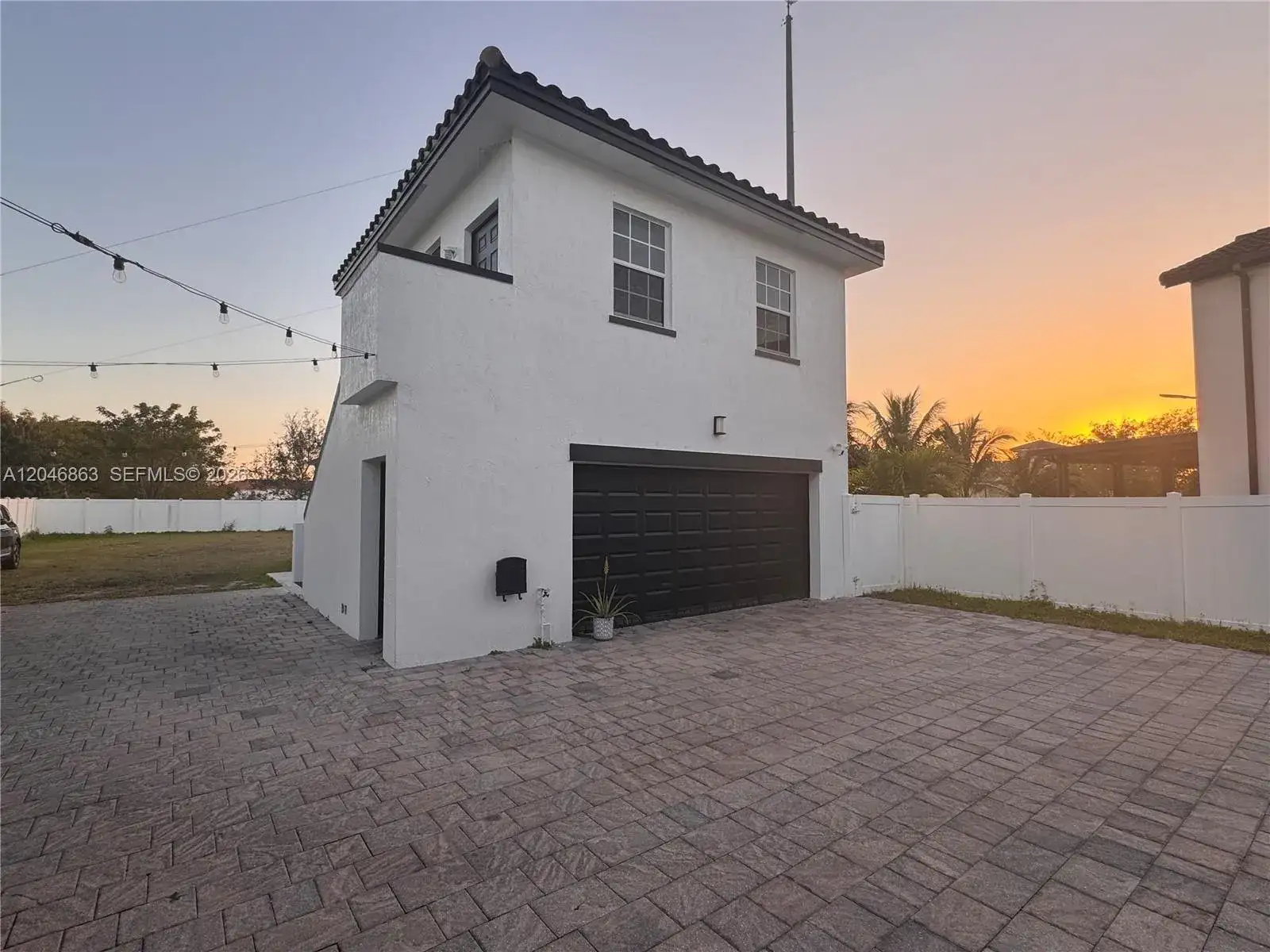16934 SW 92nd St Cir, Miami FL 33196 photo 2