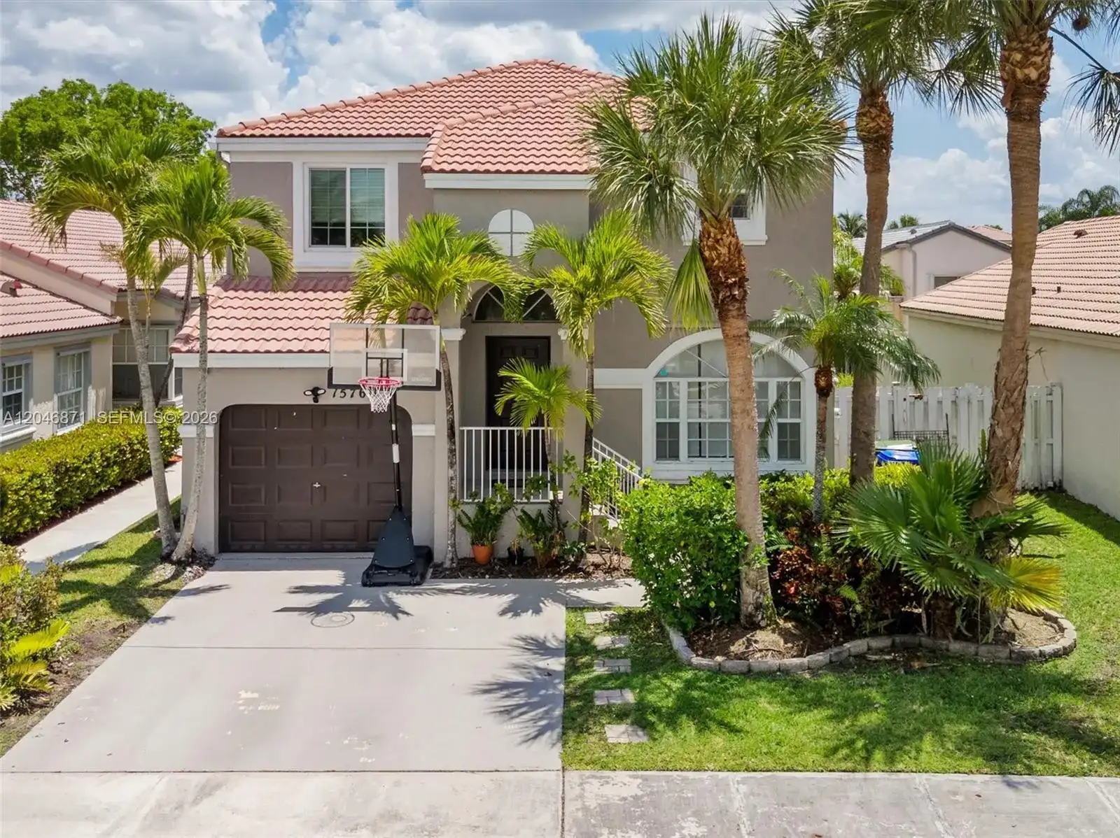 15760 NW 16th Ct # 15760, Pembroke Pines FL 33028