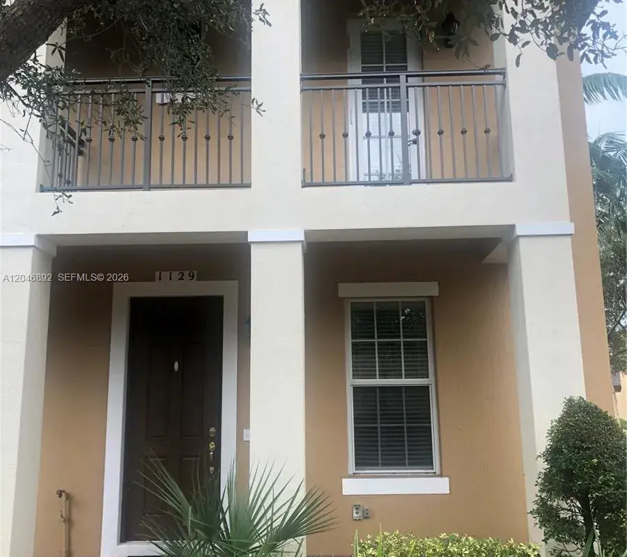 1129 SW 147th Ter, Pembroke Pines FL 33027