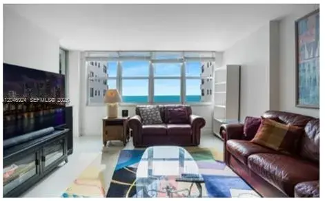 1 bedroom 2 bath for sale at 6039 Collins Ave # 619, Miami Beach FL 33140