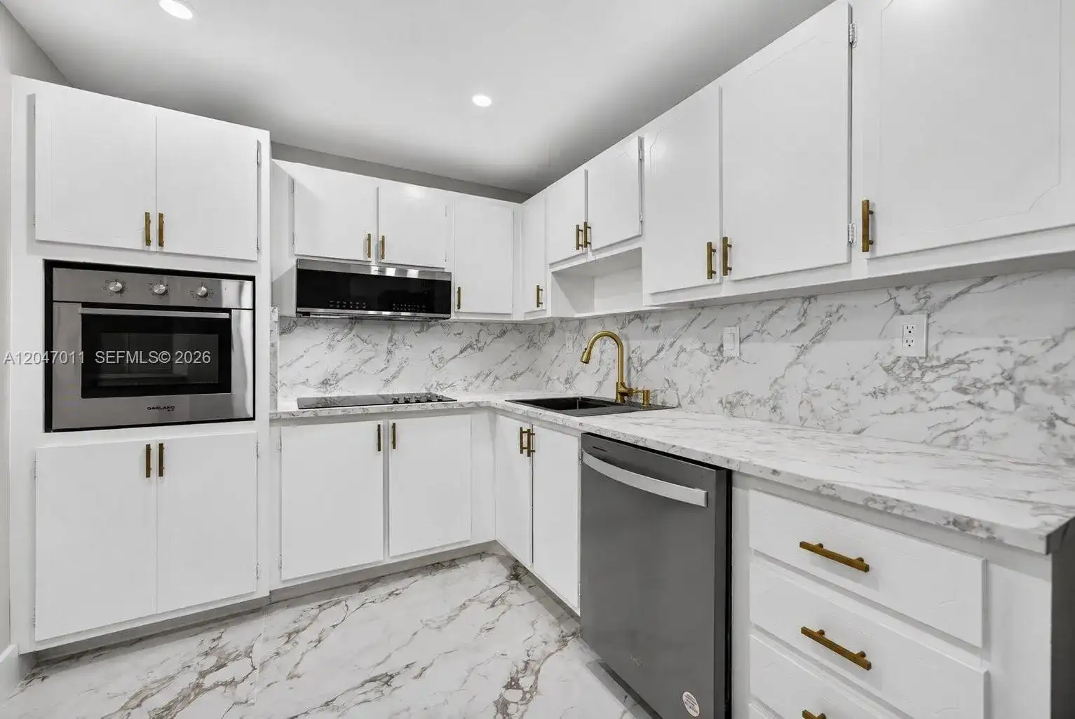 19380 Collins Ave # 608, Sunny Isles Beach FL 33160 photo 4