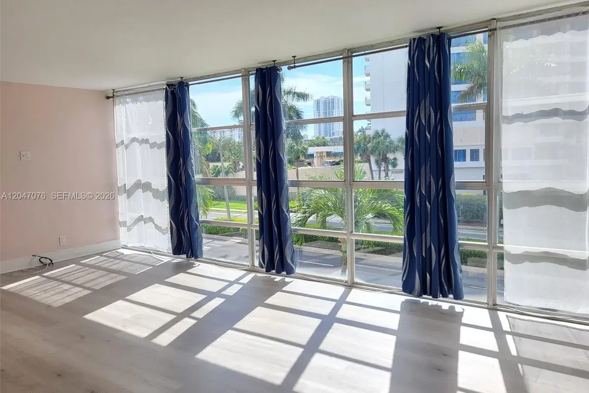 501 Three Islands Blvd # 310, Hallandale Beach FL 33009