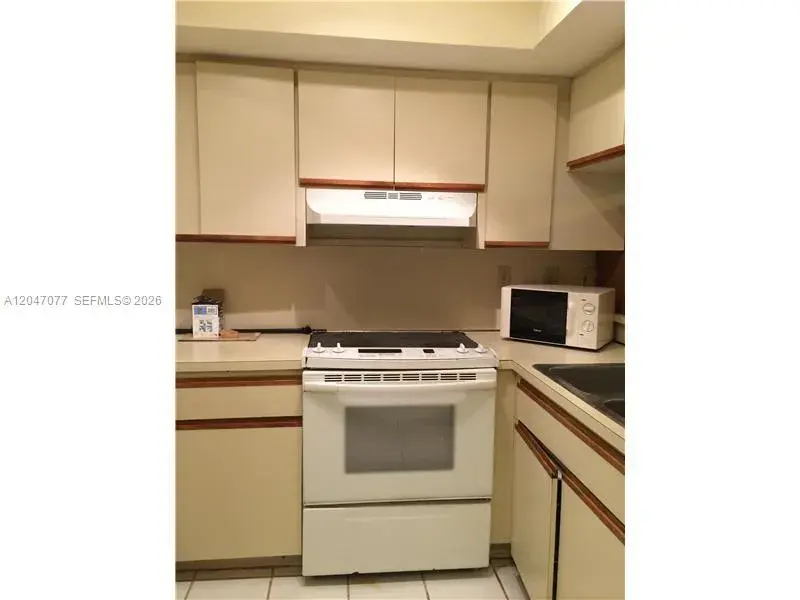 8977 SW 123rd Ct # 202, Miami FL 33186