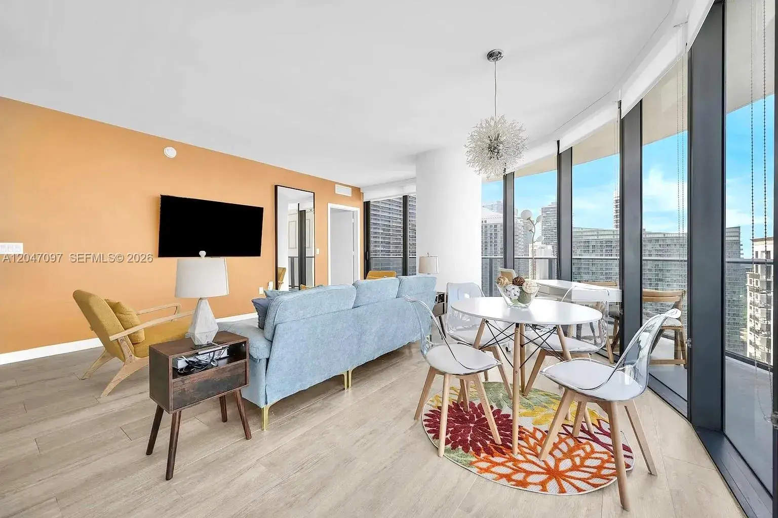 55 SW 9th St # 3306, Miami FL 33130