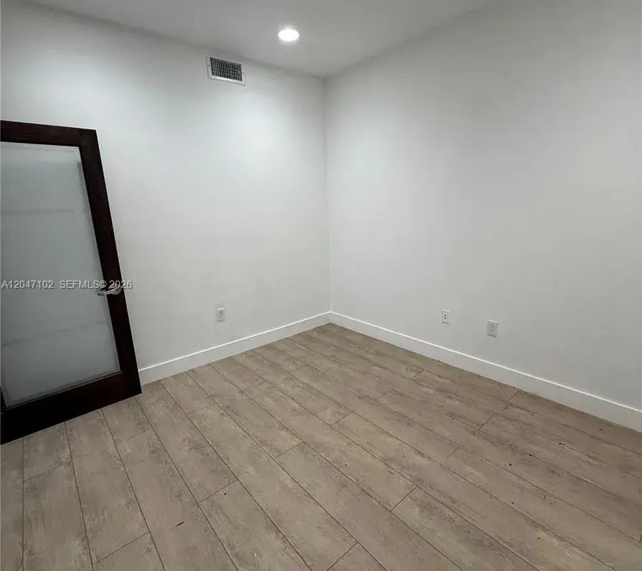 1125 NE 125th St # 202, North Miami FL 33161