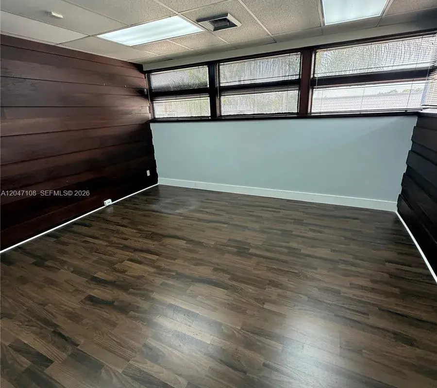 1125 NE 125th St # 205, North Miami FL 33161