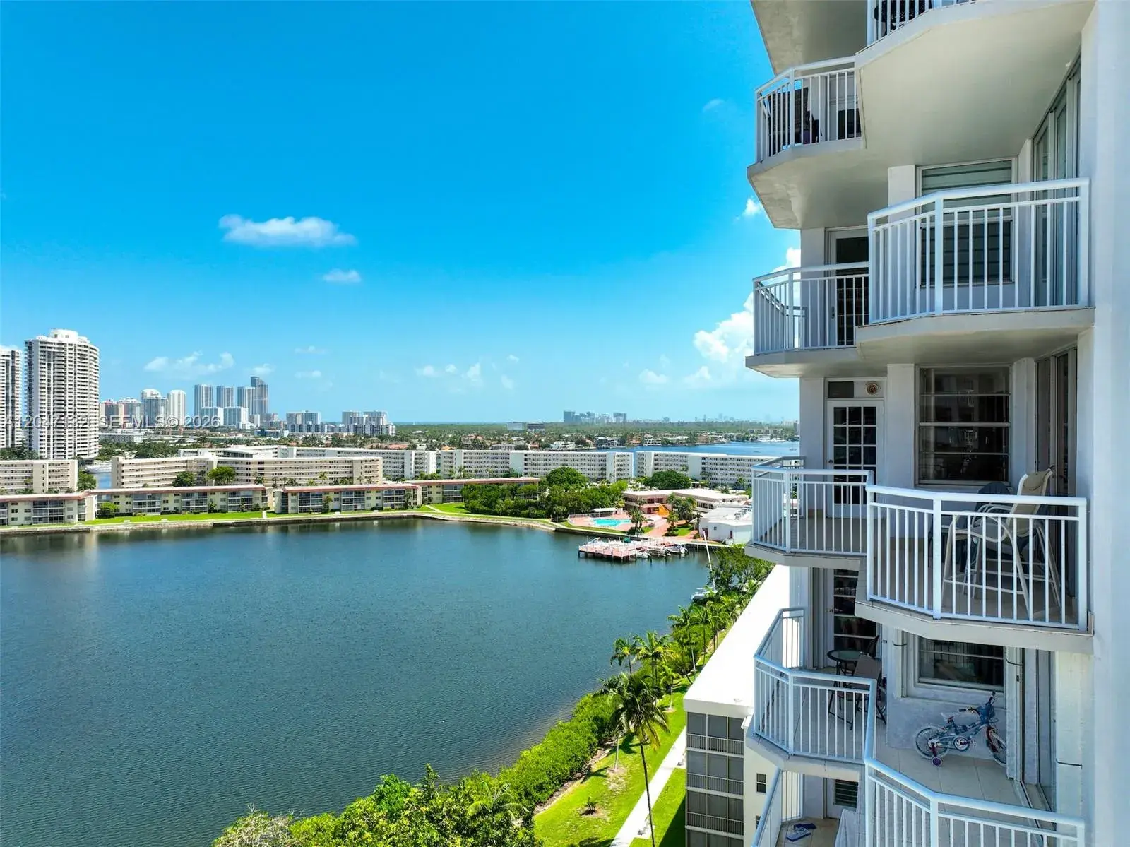 18041 Biscayne Blvd # 1404, Aventura FL 33160