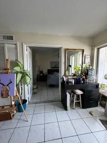2000 Biarritz Dr # 404, Miami Beach FL 33141 photo 3
