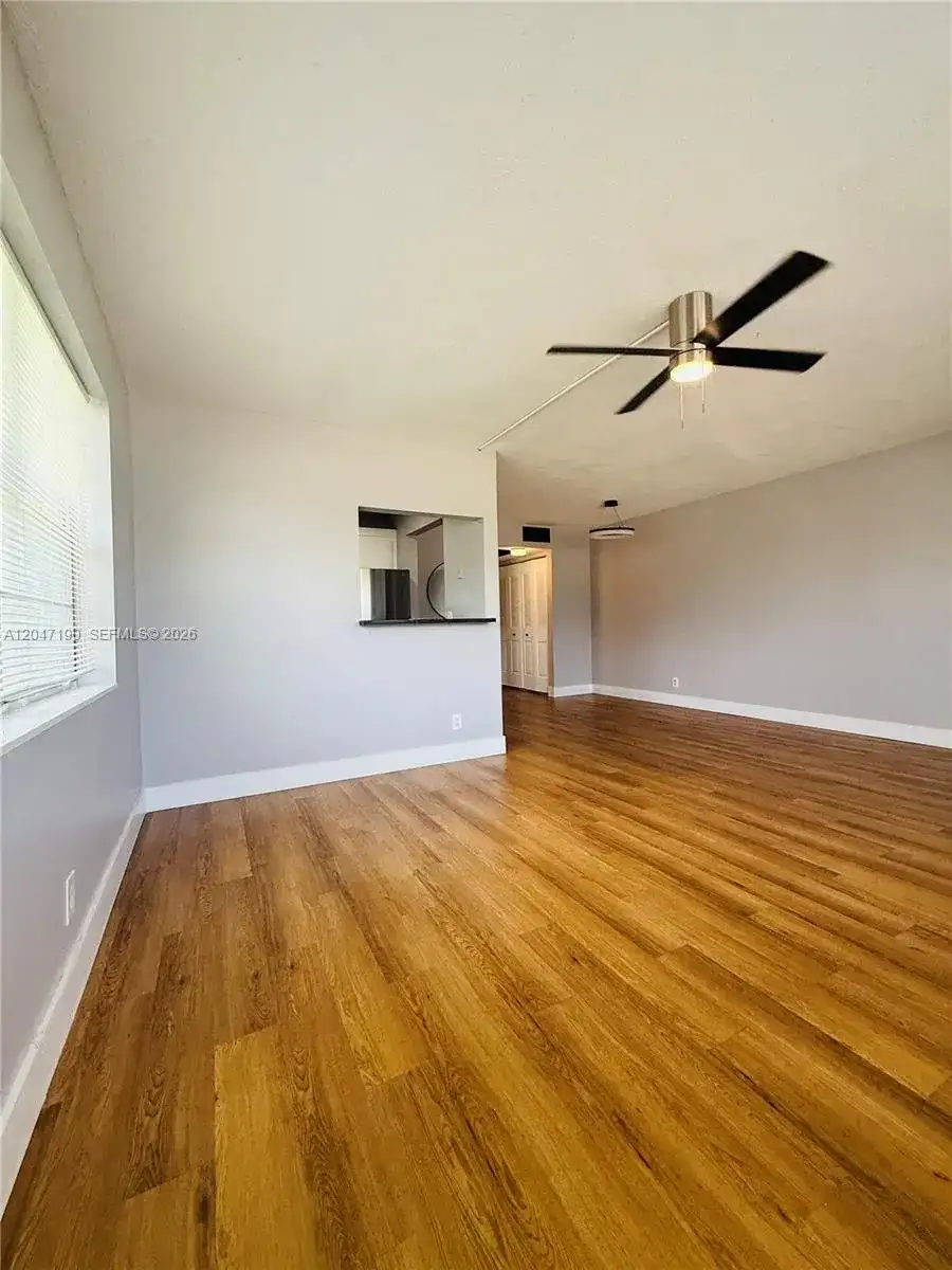 21 Windsor B # b, West Palm Beach FL 33417 photo 2