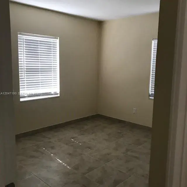 1632 NE 183rd St # 1632, North Miami Beach FL 33179
