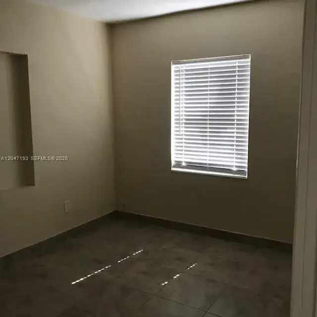 1632 NE 183rd St # 1632, North Miami Beach FL 33179 photo 4