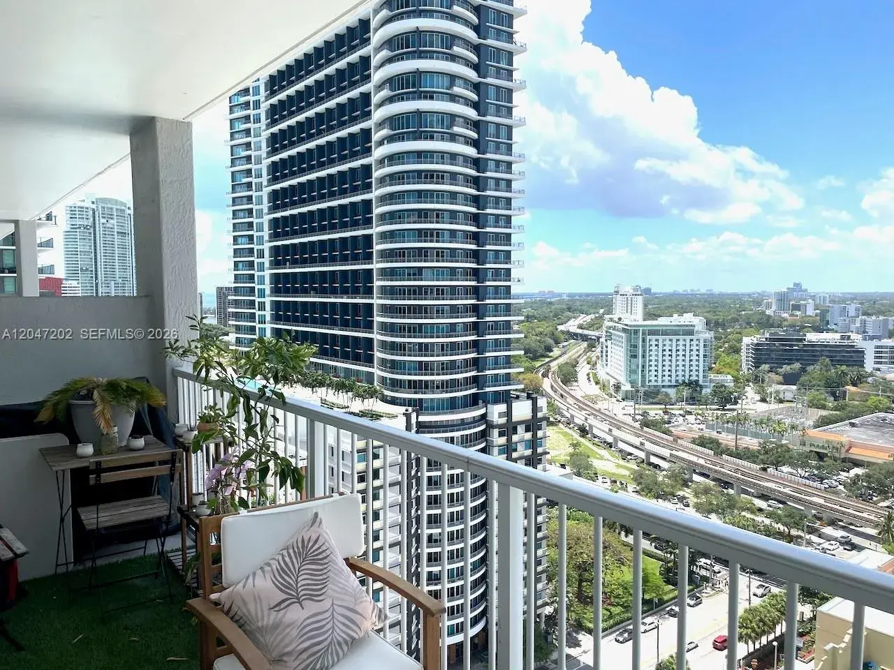 1250 S Miami Ave # 2111, Miami FL 33130