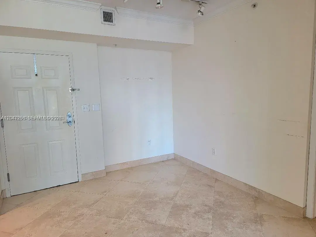 2000 N Bayshore Dr # 707, Miami FL 33137