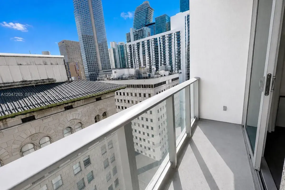 151 SE 1st St # 1602, Miami FL 33131