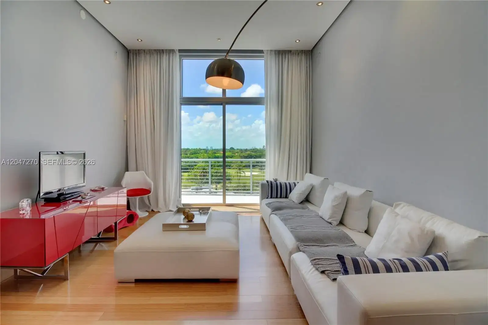 2001 Meridian Ave # 21, Miami Beach FL 33139 photo 2