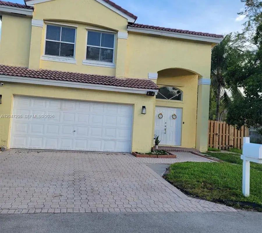 6606 Saltaire Ter, Margate FL 33063