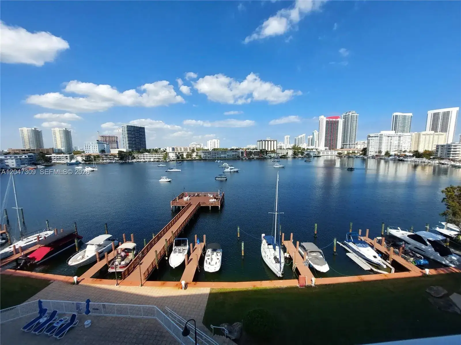 400 Golden Isles Dr # 47, Hallandale Beach FL 33009