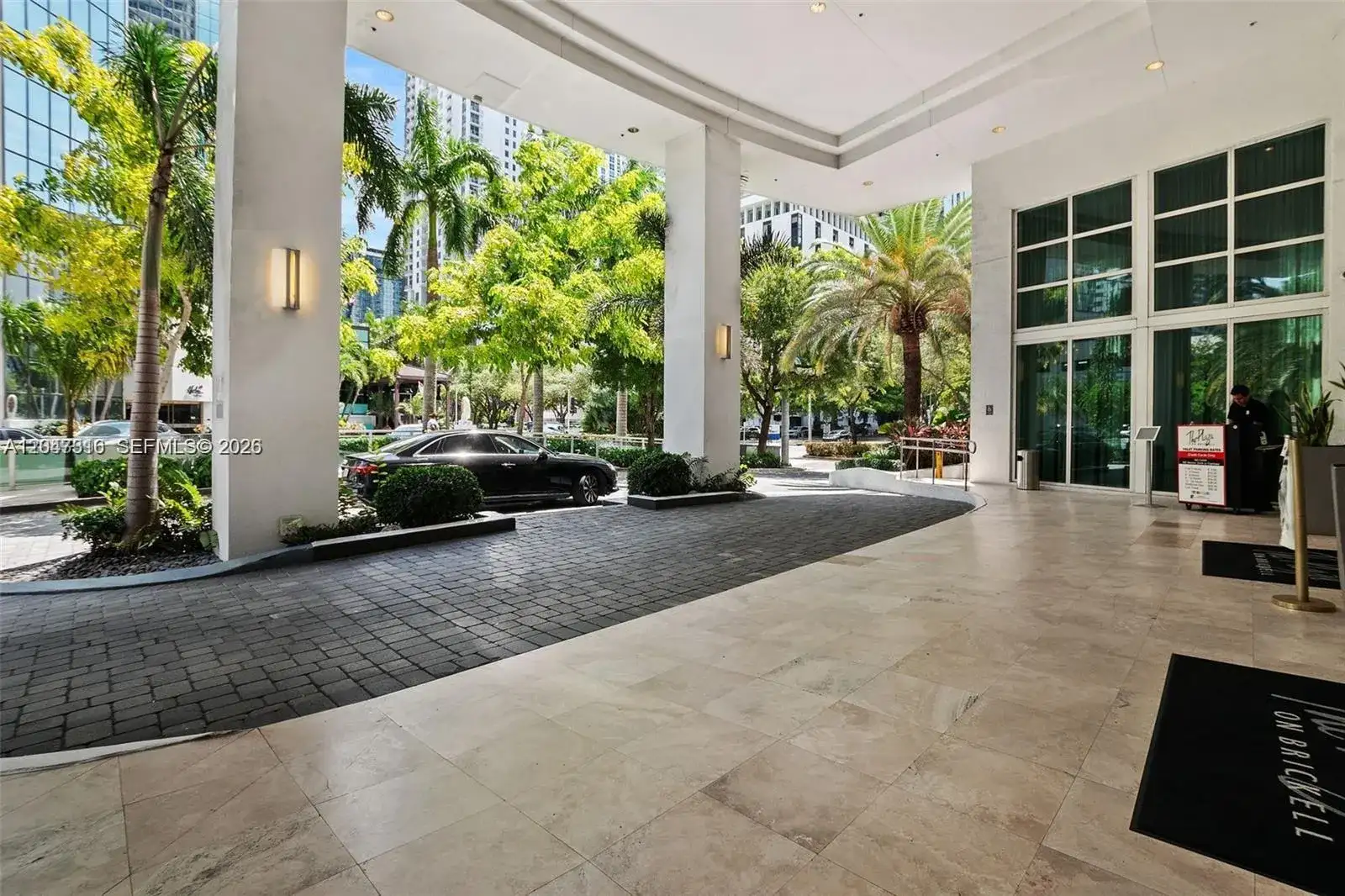 951 Brickell Ave # 3207, Miami FL 33131 photo 2
