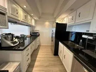 199 Ocean Lane Dr # 903, Key Biscayne FL 33149