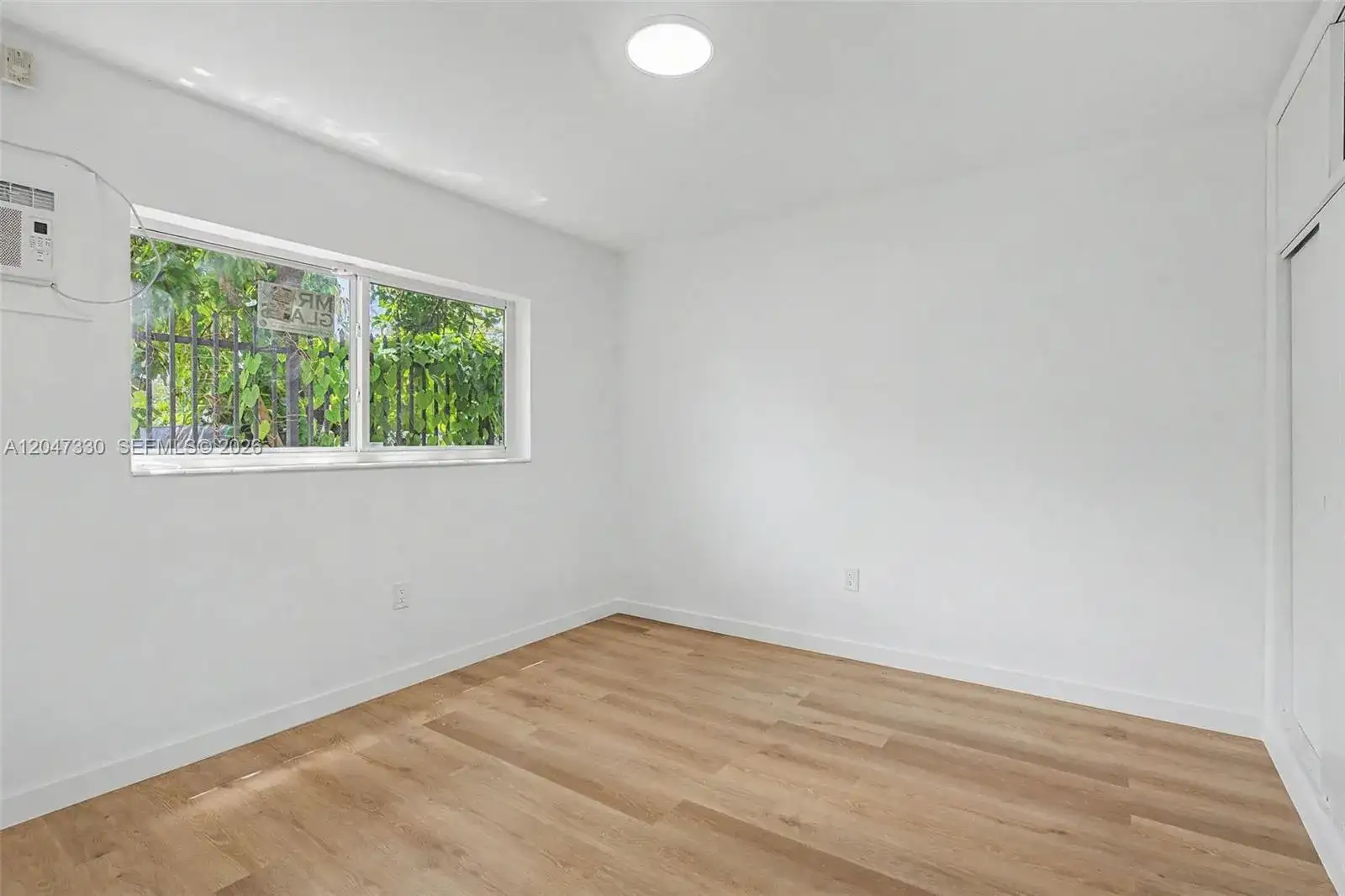 60 NW 79th St # 27, Miami FL 33150 photo 2