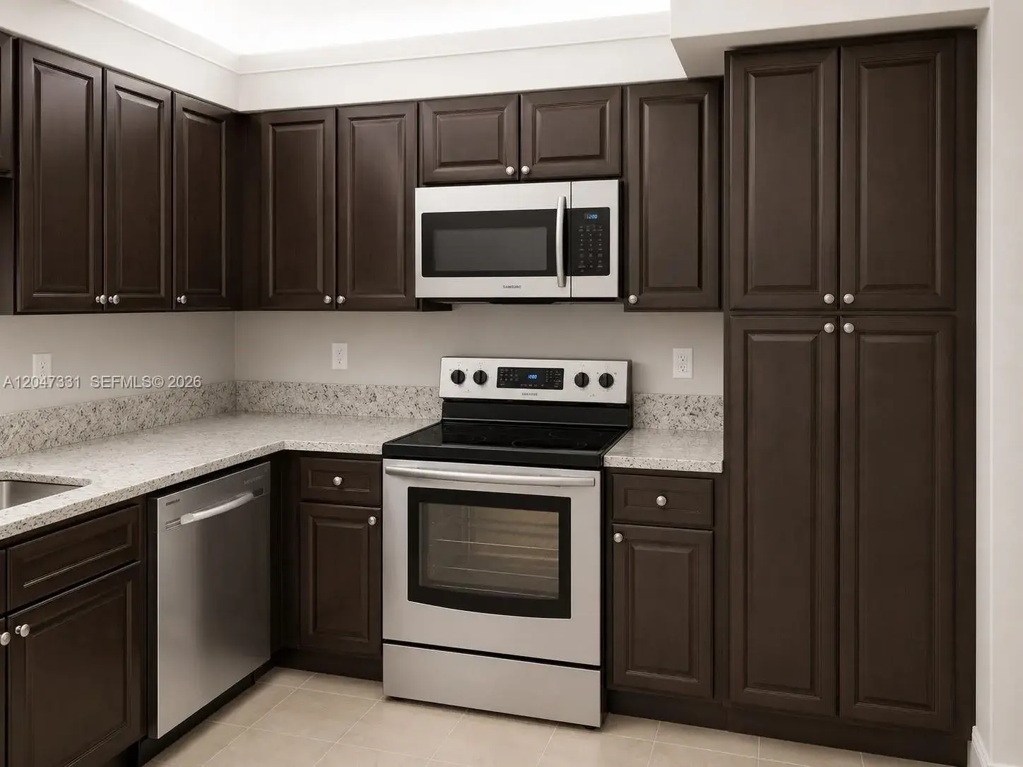 331 Lakeview Dr # 203, Weston FL 33326