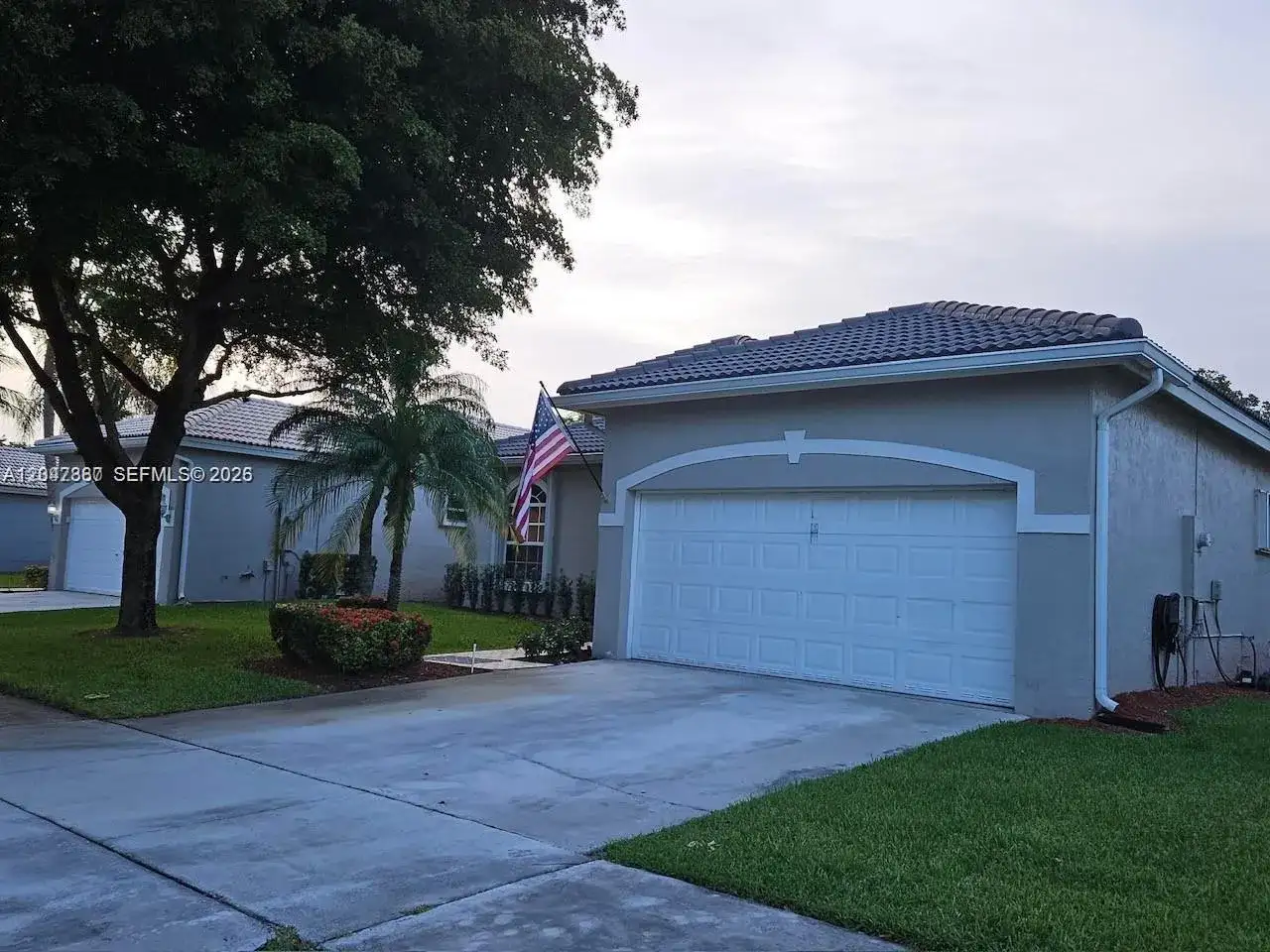 2635 SE 4th Pl, Homestead FL 33033 photo 2