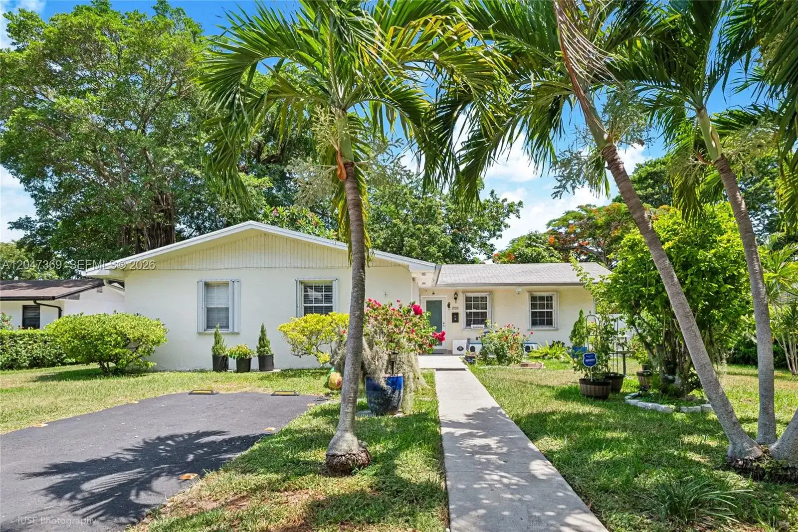 3750 Percival Ave, Miami FL 33133