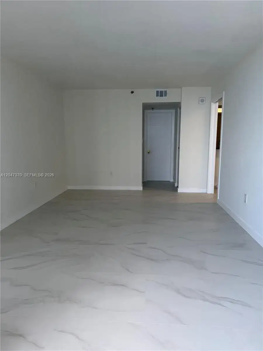 555 NE 15th St # 23D, Miami FL 33132 photo 5