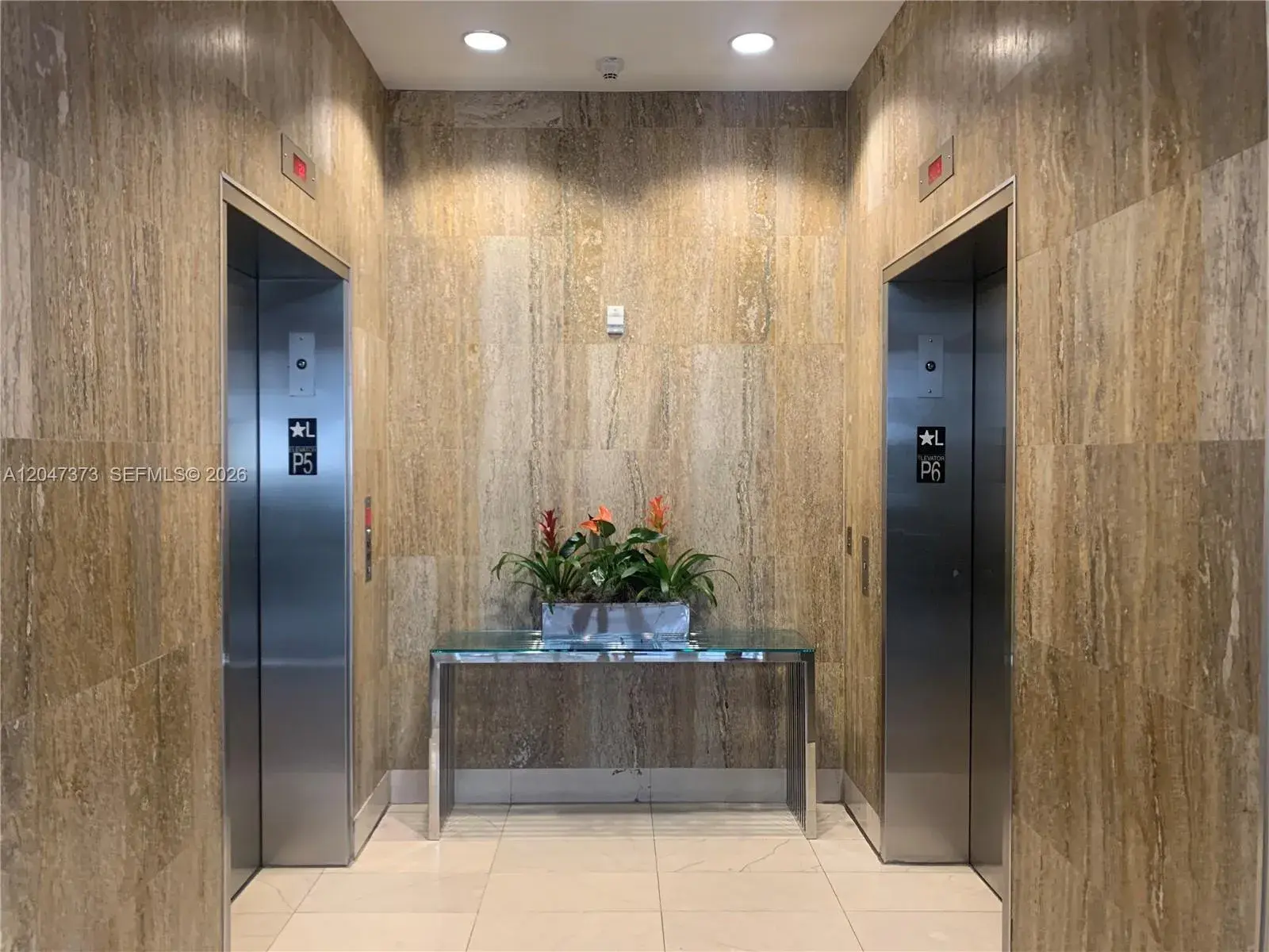 1111 SW 1 AV, Miami FL 33130