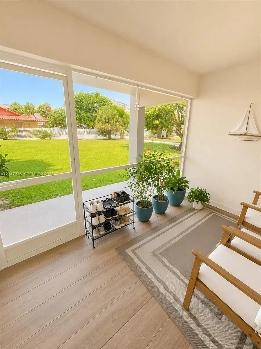 270 E Layne Blvd # 110, Hallandale Beach FL 33009