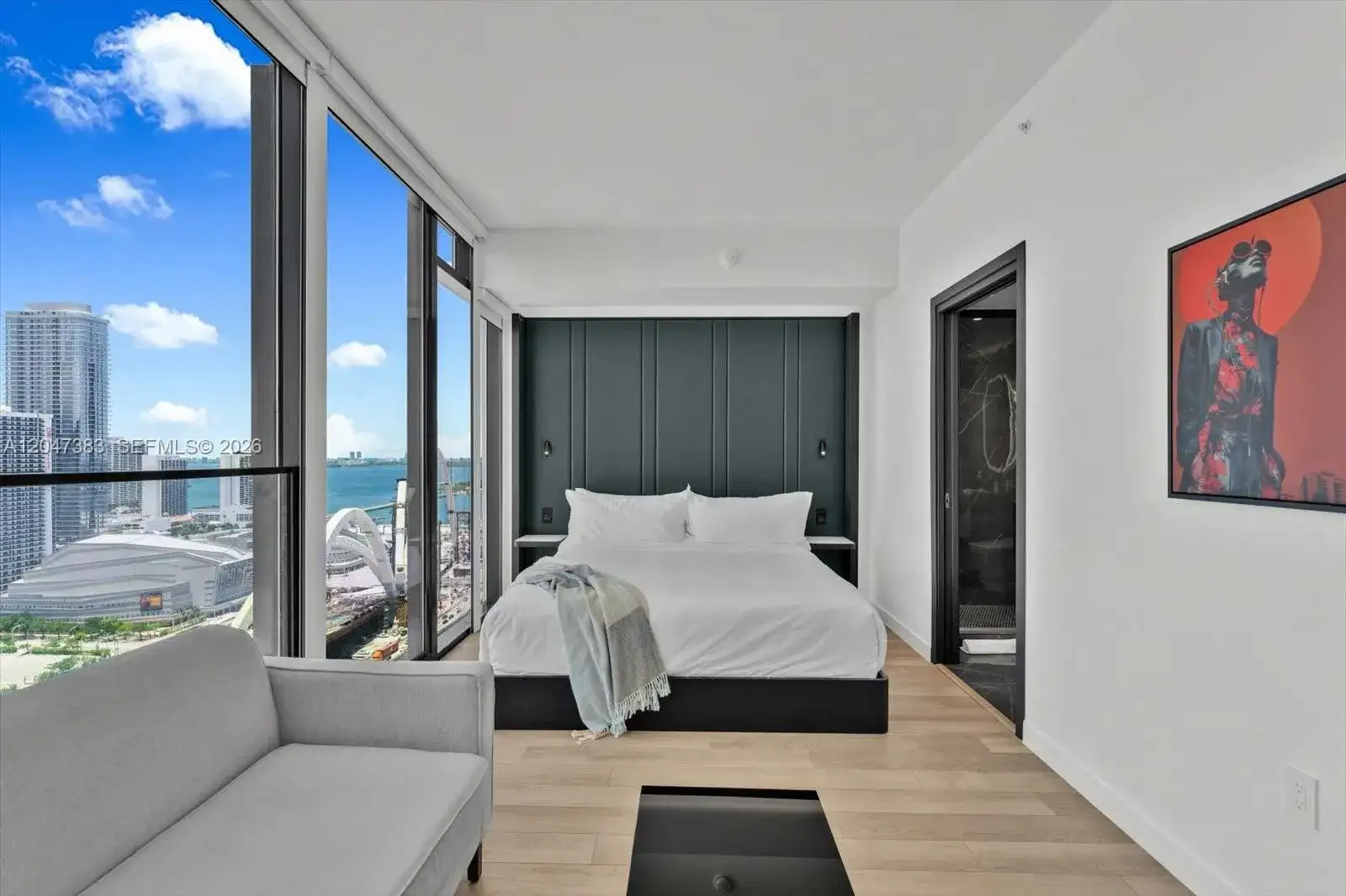 20 NE 11th St # 3105, Miami FL 33132 photo 2