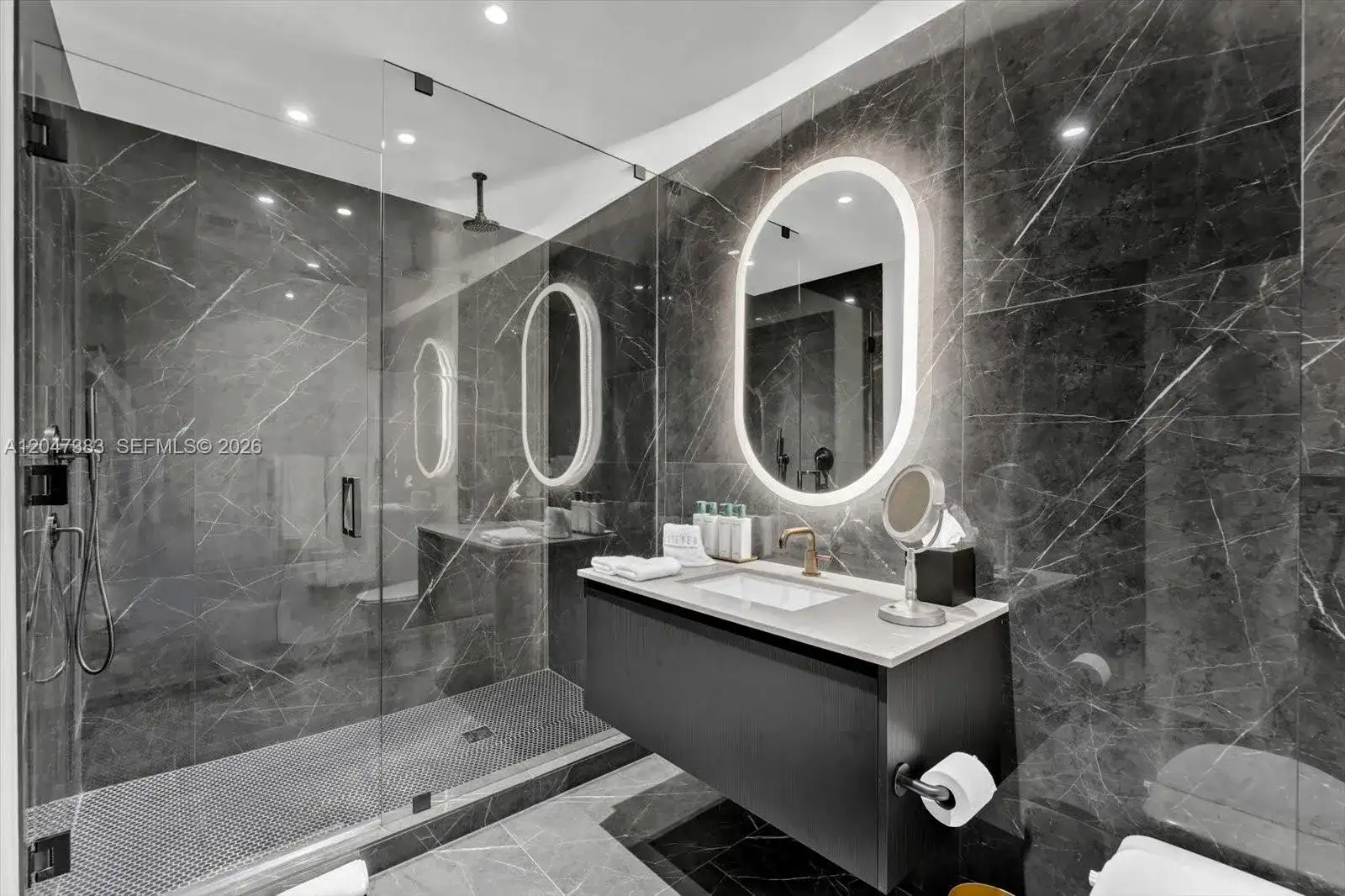 20 NE 11th St # 3105, Miami FL 33132 photo 3