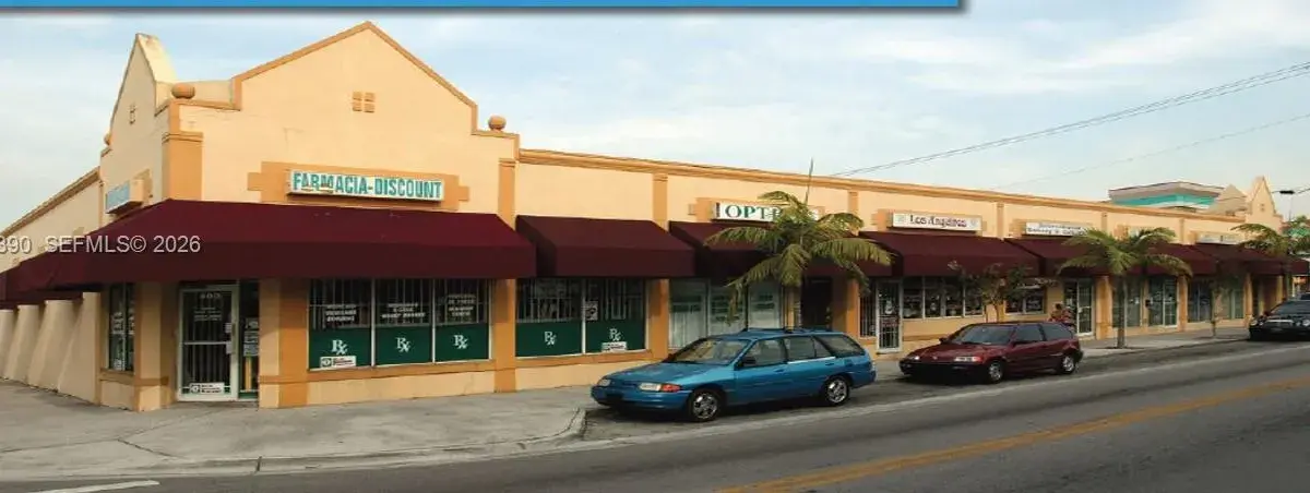 450 Palm Ave, Hialeah FL 33010