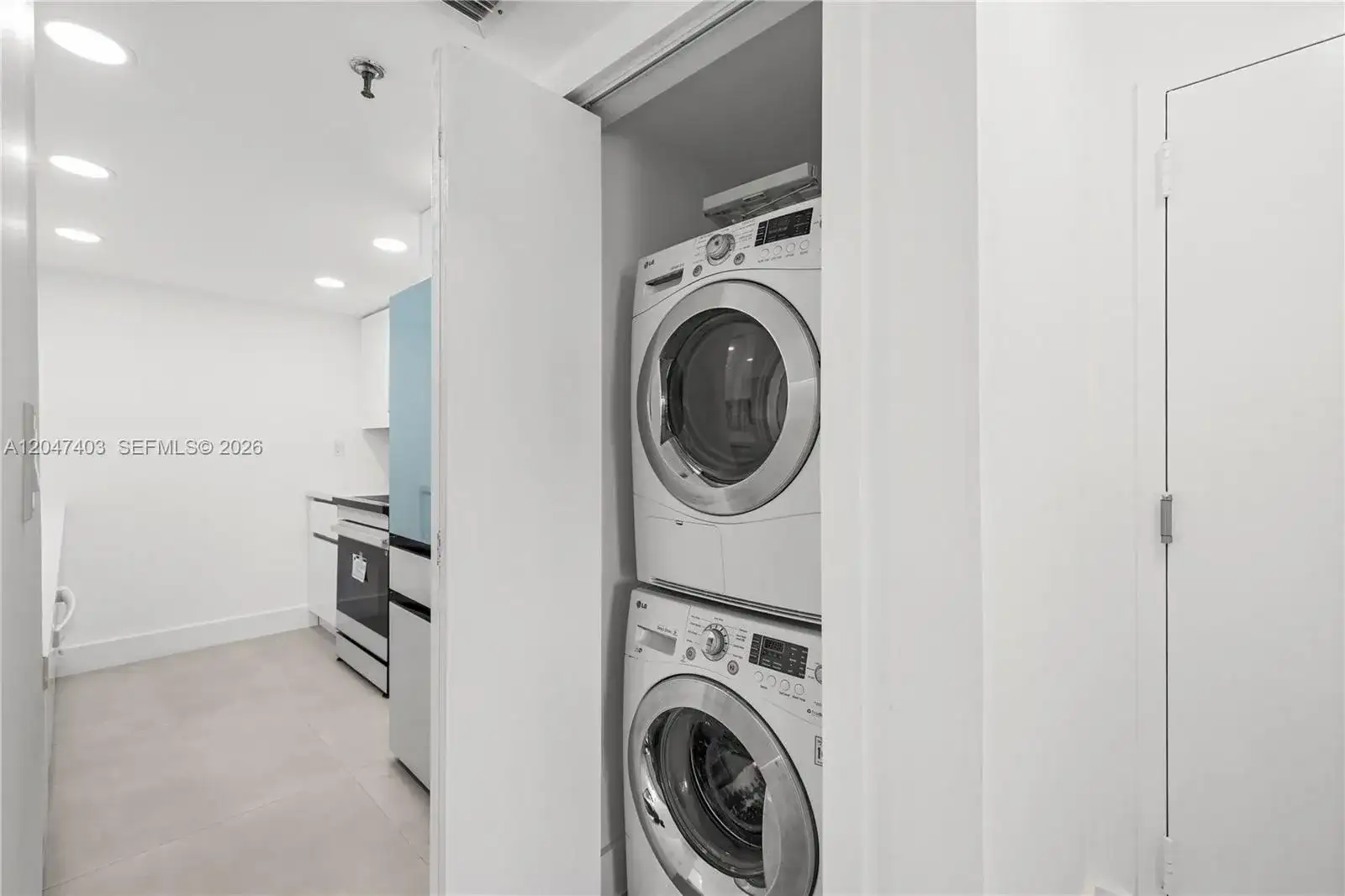 2457 Collins Ave # 201, Miami Beach FL 33140 photo 4