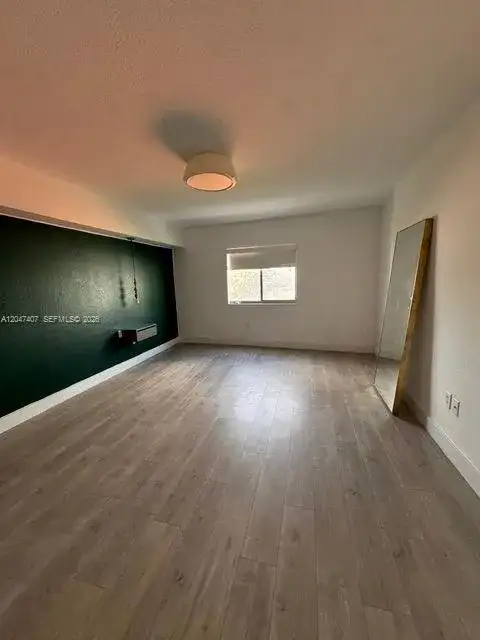 36 NW 6th Ave # 505, Miami FL 33128 photo 4