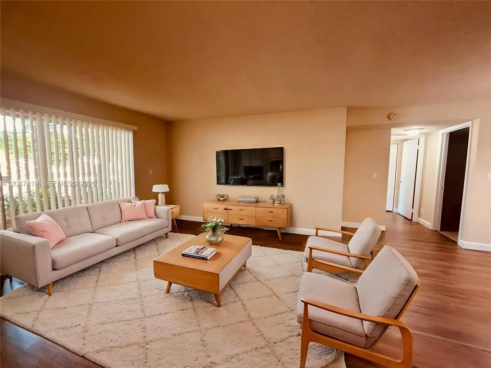7630 Westwood Dr # 305, Tamarac FL 33321 photo 3