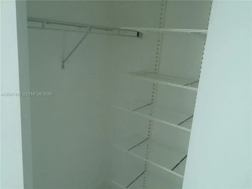 55 SE 6th St # 2807, Miami FL 33131