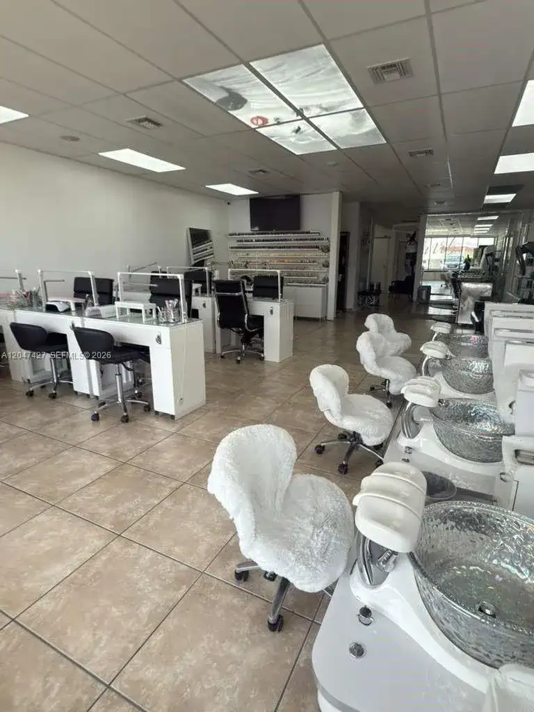 10900 W Flagler St, Sweetwater FL 33174 photo 4
