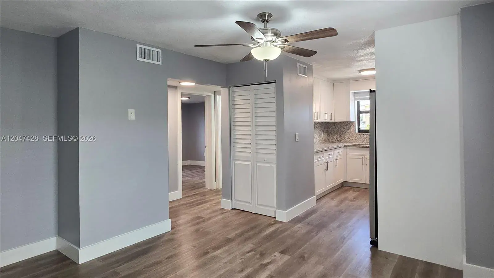 50 W 28th St # 52, Hialeah FL 33010