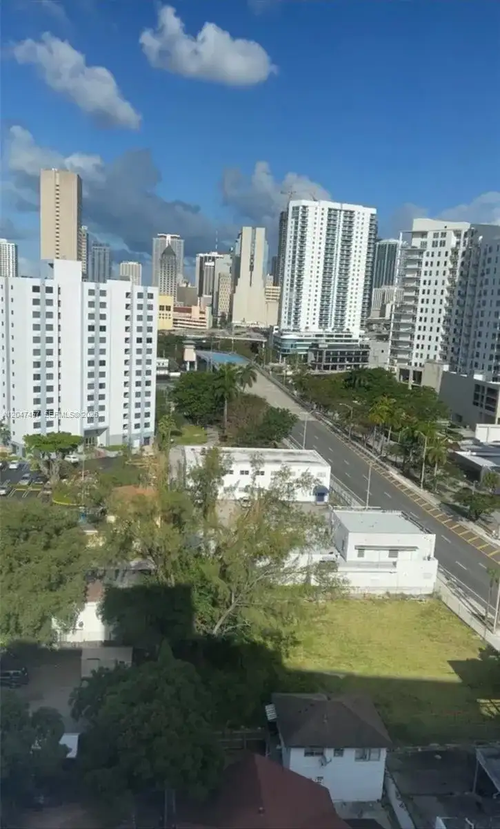 36 NW 6th Ave # 1, Miami FL 33128 photo 4