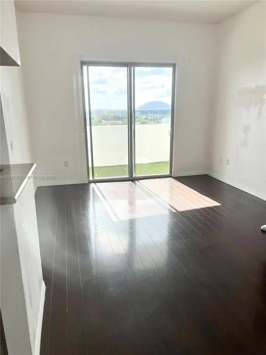 36 NW 6th Ave # 1, Miami FL 33128 photo 5