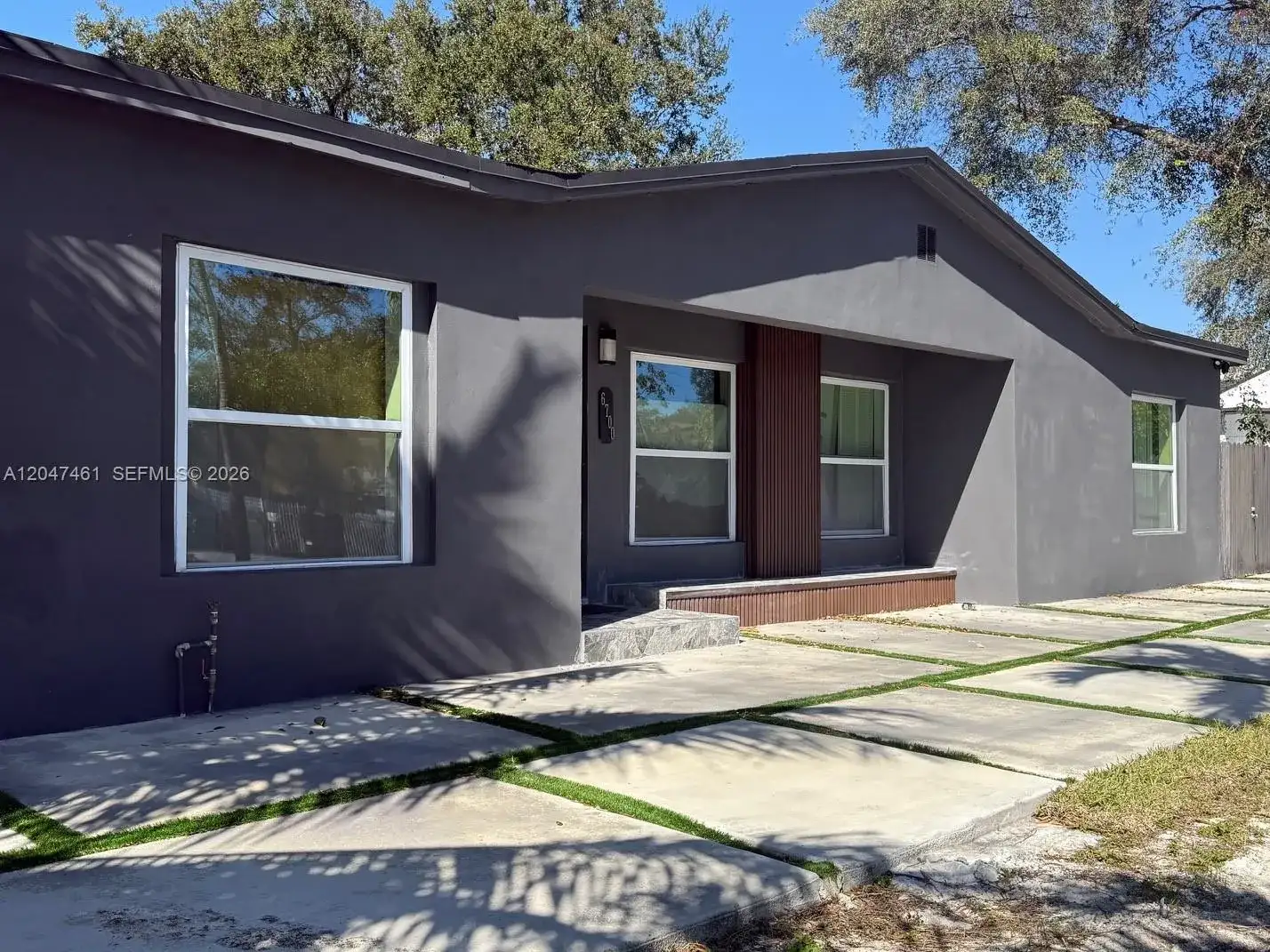 6700 NW 5th Ave, Miami FL 33150 photo 2