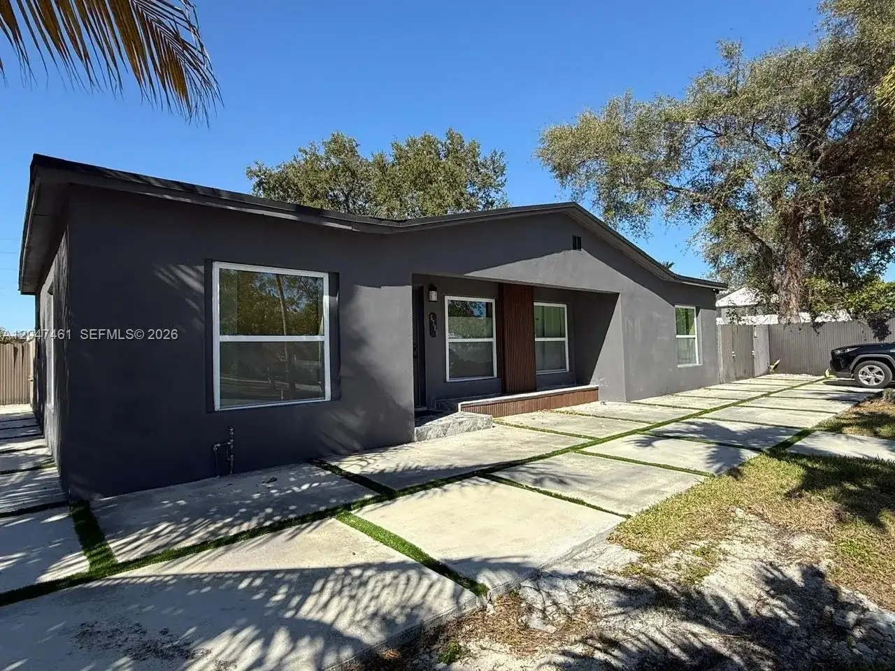 6700 NW 5th Ave, Miami FL 33150 photo 3