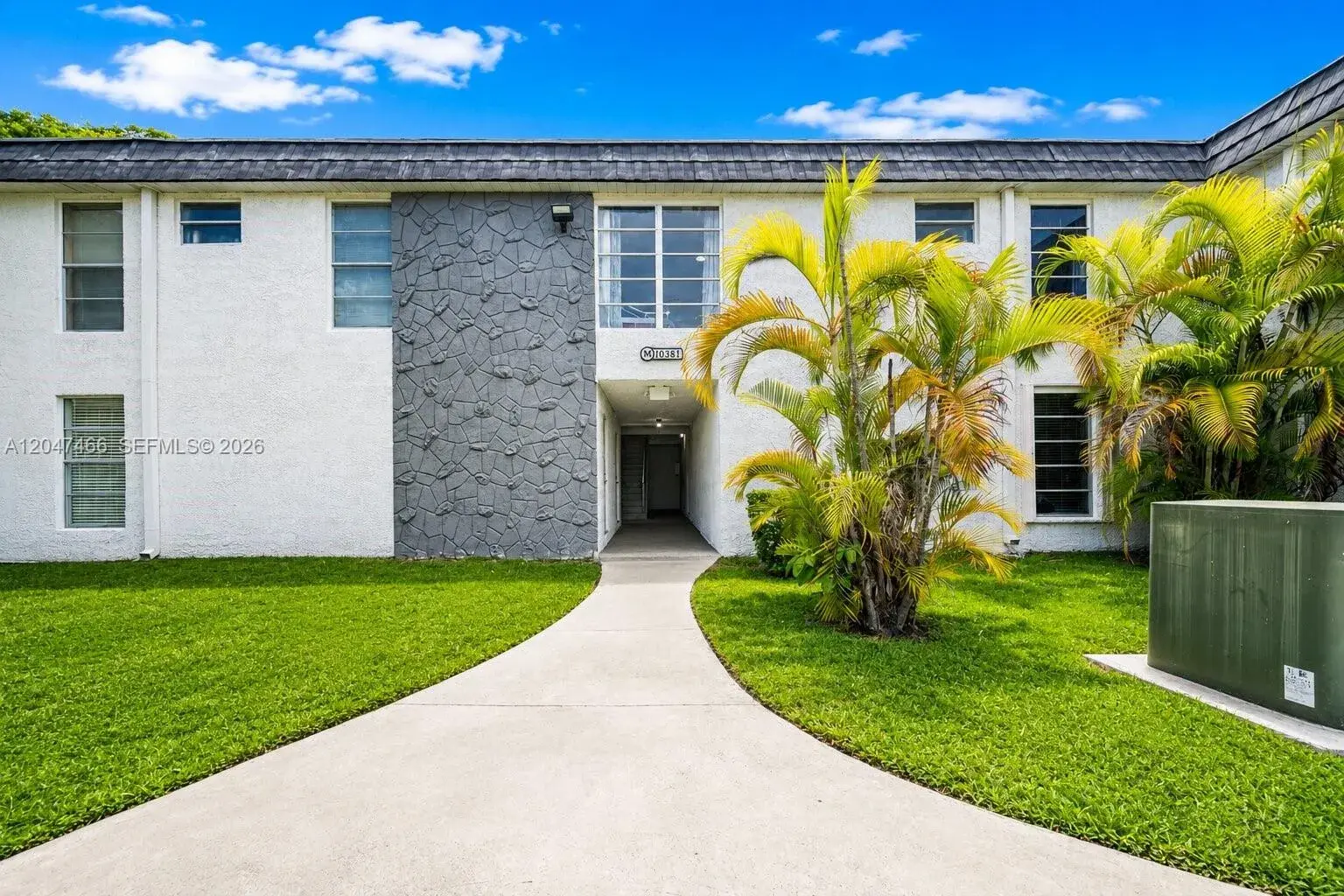 10381 N Kendall Dr # M8, Miami FL 33176