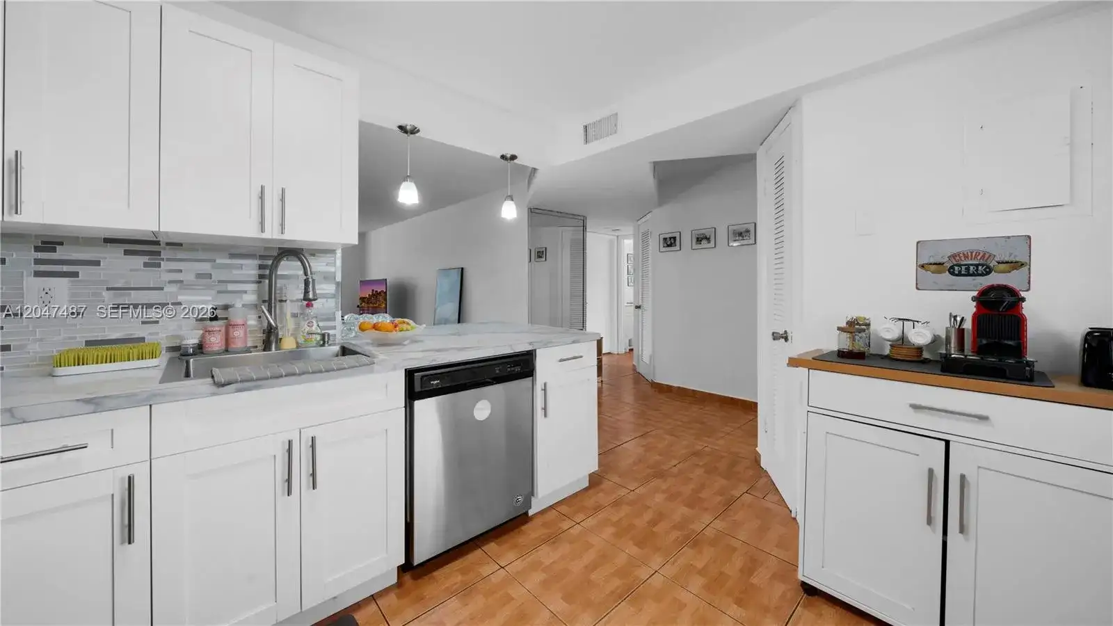 1101 NE 191st St # H314, Miami FL 33179 photo 4