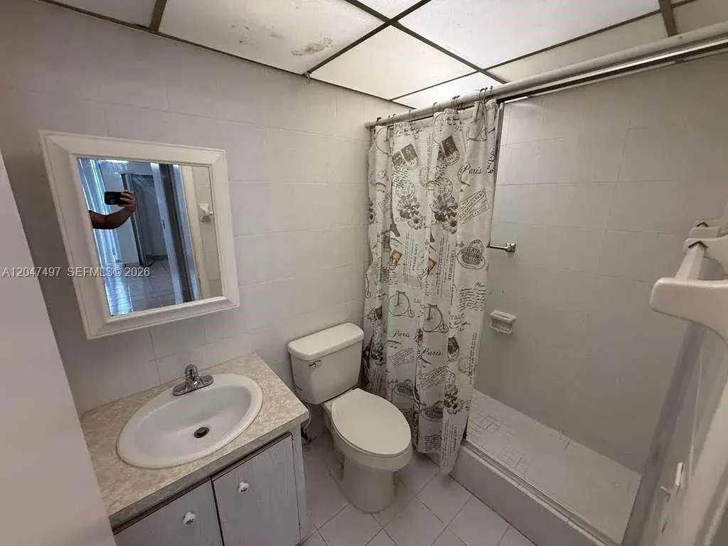 10000 NW 80th Ct # 2262, Hialeah Gardens FL 33016