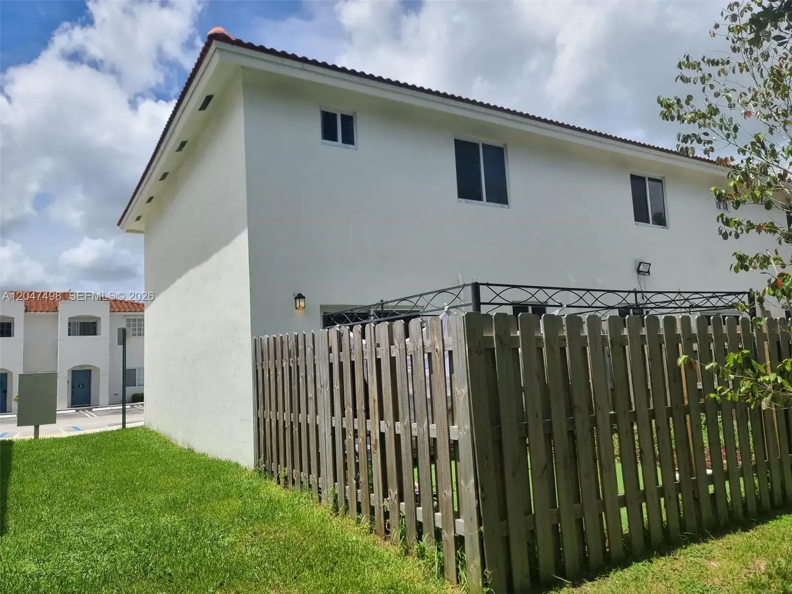 210 SW 3rd Ct, Florida City FL 33034 photo 3